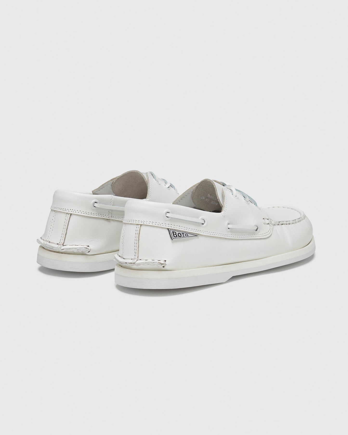 RIVER Lace - White